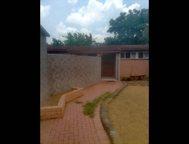 3 BEDROOM HOUSE FOR SALE IN SASOLBURG EXT 15